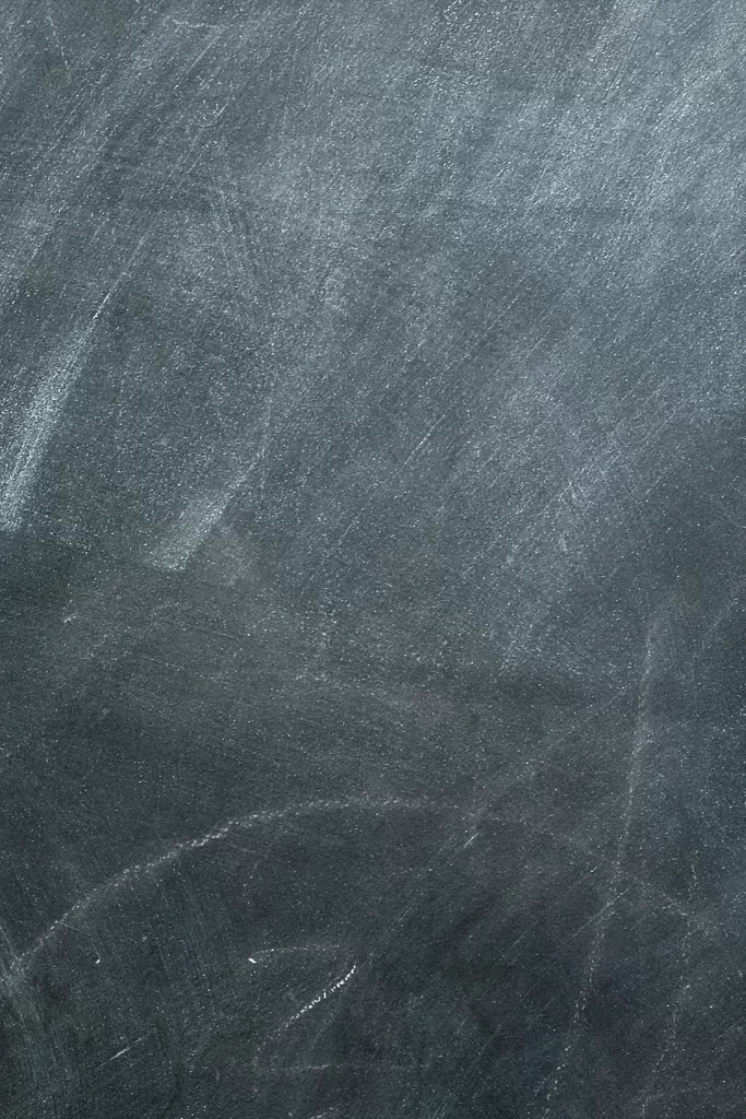 iOS 5 Wallpaper Black Gray Geometric