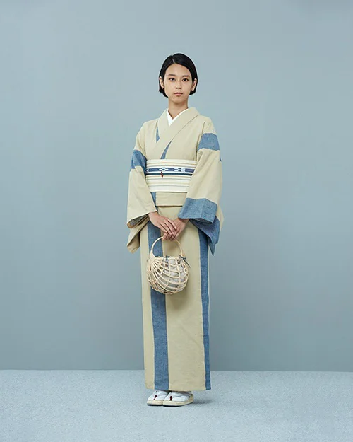 Kimono beige blue stripe traditional basket