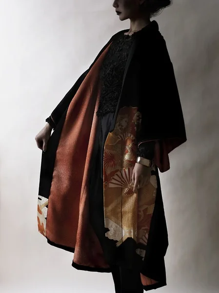 Kimono Black Floral Wave Elegant Ceremonial