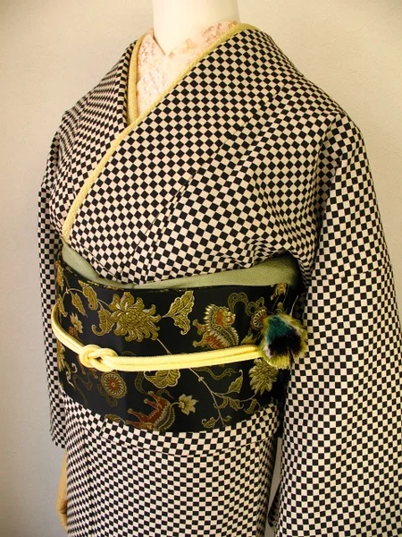 Kimono Black Geometric Floral Elegant Ceremonial