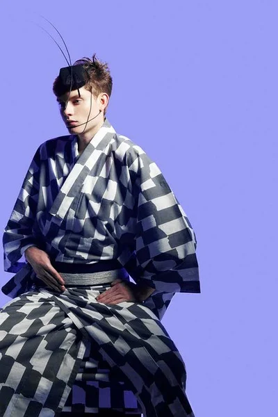 Kimono Black Geometric Modern