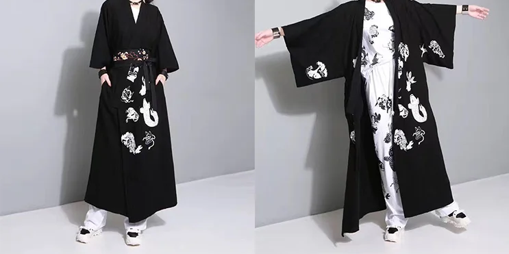 Kimono black white floral crane wave