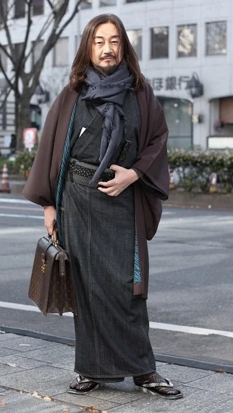 Kimono Dark Floral Stripe Elegant