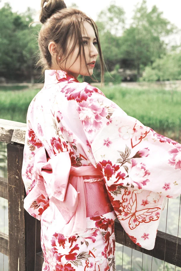 Kimono Floral Cherry Blossom Pink