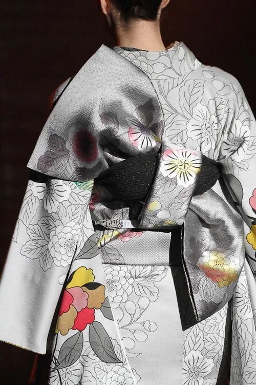 Kimono Floral Cherry Blossom Wave