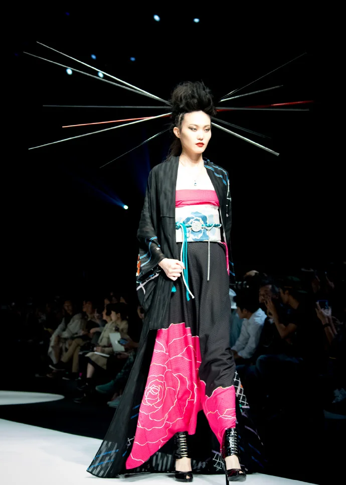 Kimono Floral Geometric Black Pink Traditional