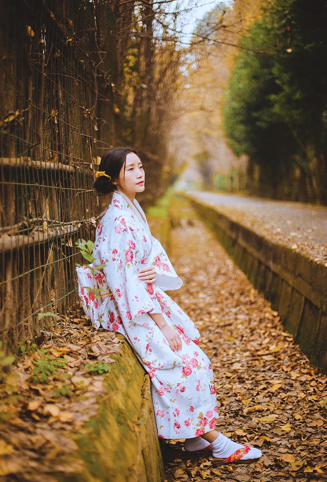 Kimono Floral Pink White