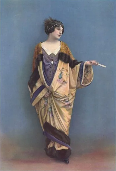 Kimono Floral Purple Gold Traditional Elegant