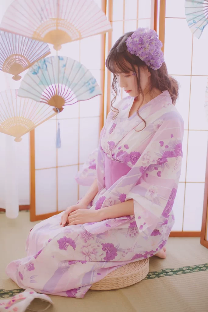 Kimono Floral Purple White