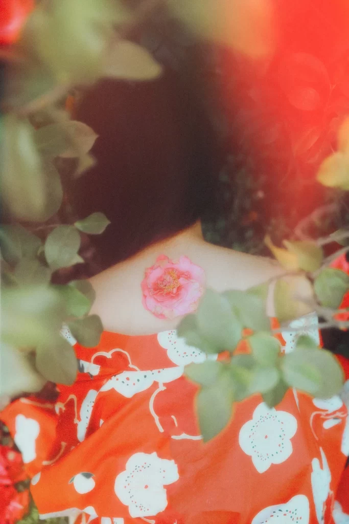 Kimono Floral Red White