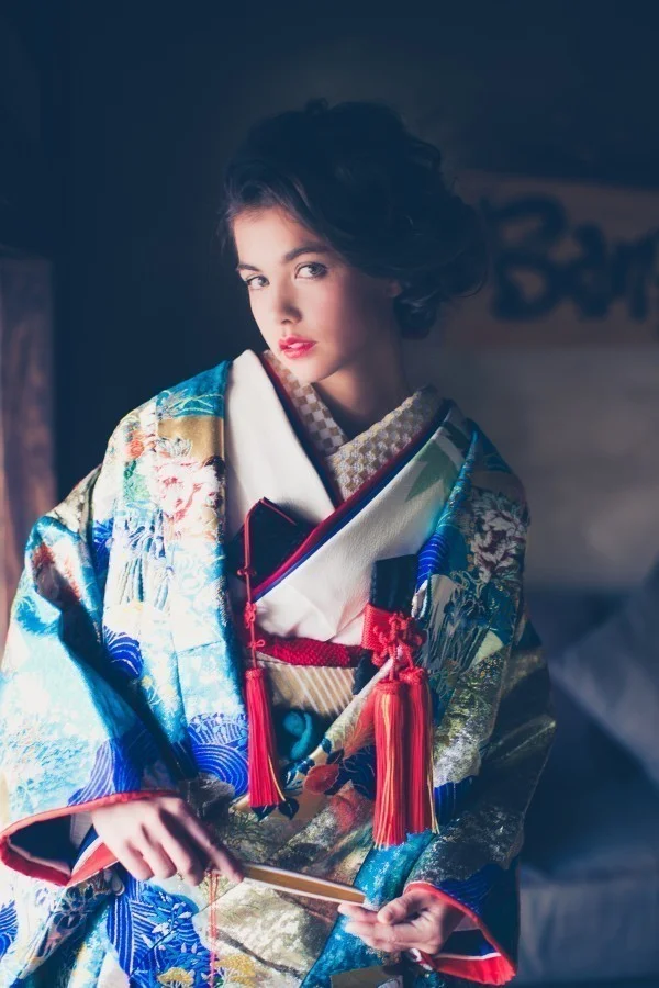 Kimono Floral Wave Geometric Red Blue