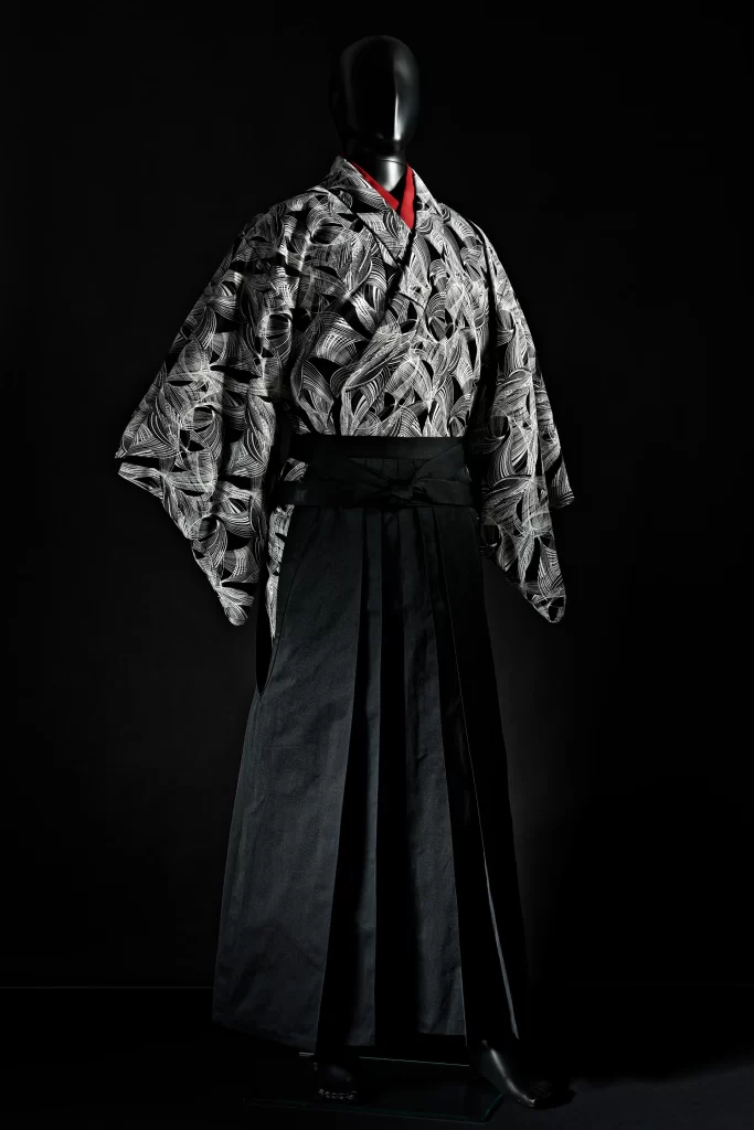 Kimono Geometric Black White Red Obi