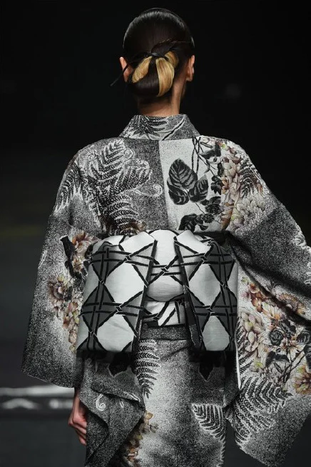 Kimono Geometric Obi Pattern