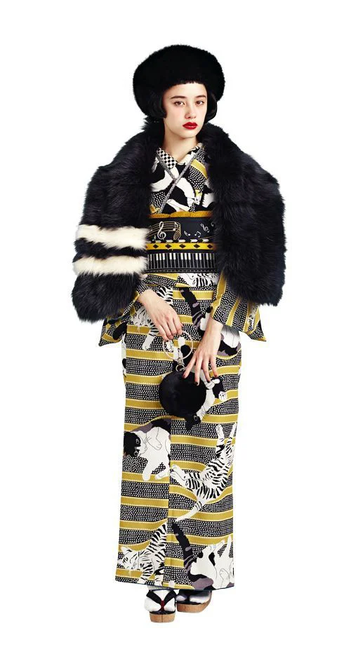 Kimono Geometric Stripe Black White Yellow