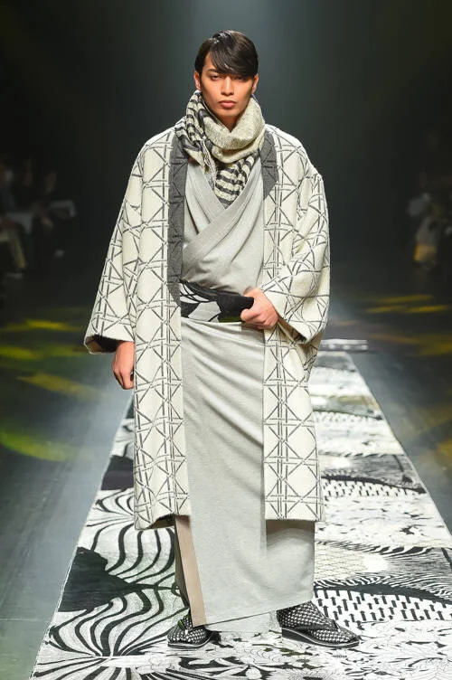 Kimono Geometric Traditional Fashion Runway Black and White