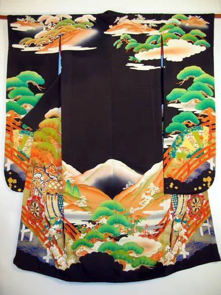 Kimono Landscape Mountain Trees Clouds Floral