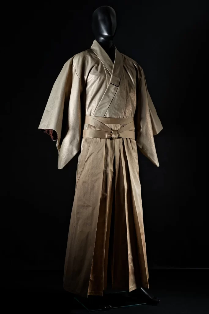 Kimono traditional beige elegant formal obi