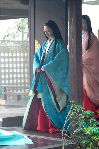 Kimono traditional blue red elegant cultural