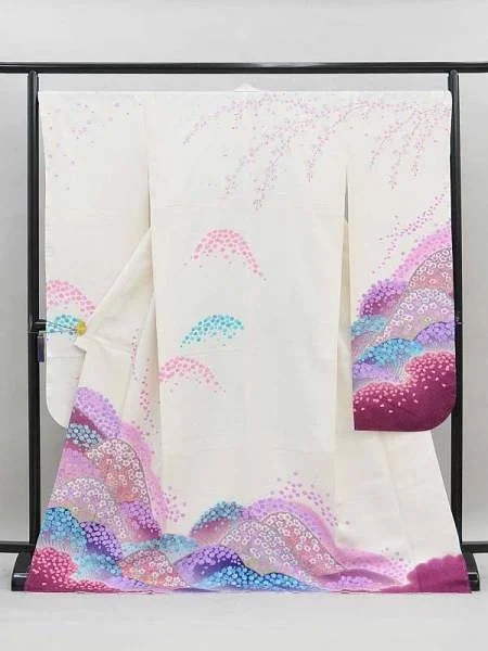 Kimono White Cherry Blossom Wave Geometric Elegant Festive