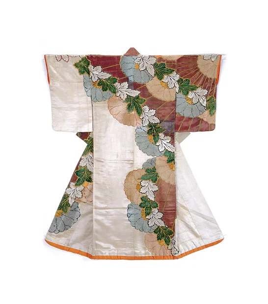 Kimono White Floral Green Leaf Elegant Ceremonial