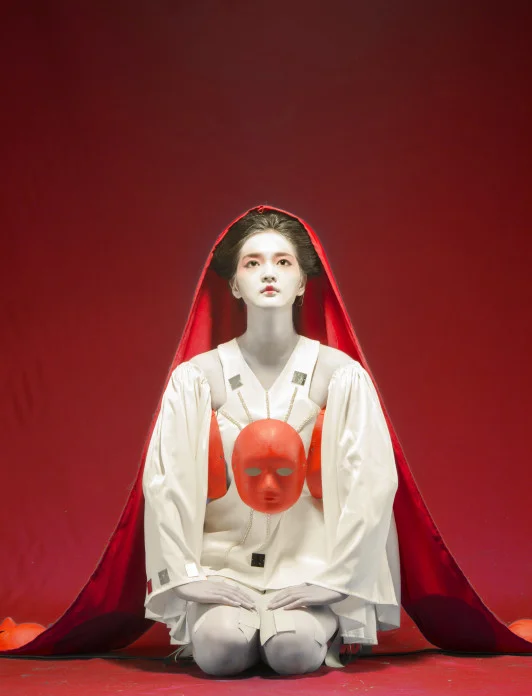 Kimono white red traditional art mask