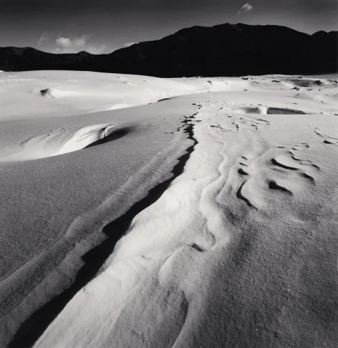 Landscape Dramatic Textured High Contrast Mysterious