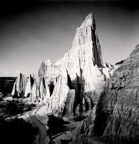 Landscape Dramatic Textured High Contrast Mysterious