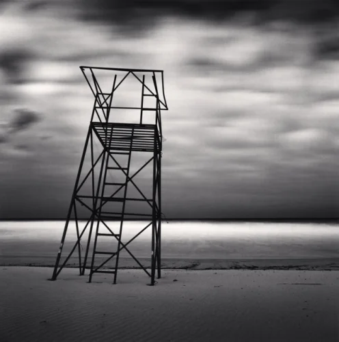 Landscape High Contrast Dramatic Minimalist Mysterious Atmospheric