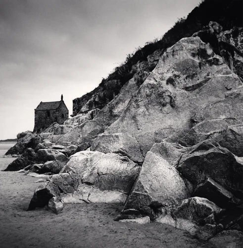 Landscape Rocky Dramatic Textured High Contrast Mysterious