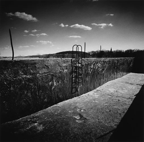 Minimalist High Contrast Mysterious Ruins