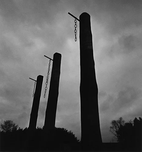 Minimalist High Contrast Mysterious Poles Chains