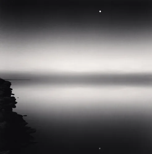 Minimalist High Contrast Serene Seascape