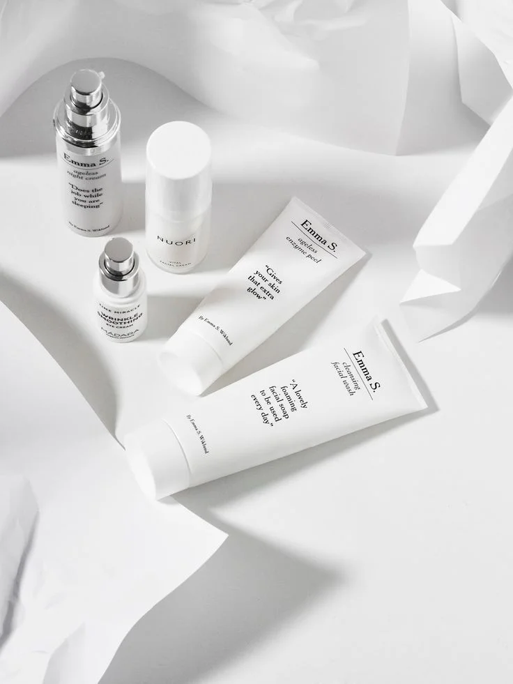 Minimalist Skincare Tube White Pump Dispenser