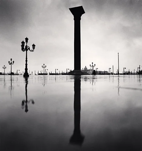 Monument Minimalist High Contrast Moody Atmospheric Cityscape