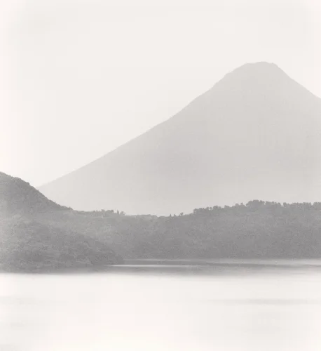 Mountain Misty Minimalist Serene Nature