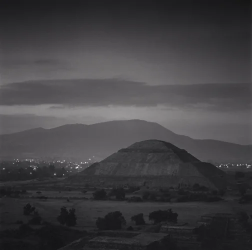 Pyramid Silhouetted Landscape Dramatic High Contrast Mysterious