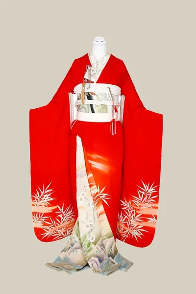 Red Bamboo Kimono Silk Wave Elegant Ceremonial