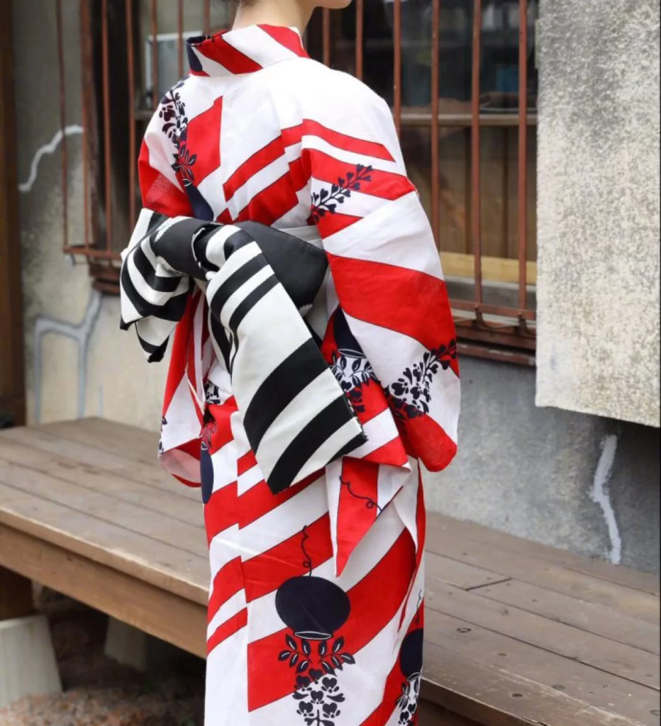 Red White Black Floral Kimono