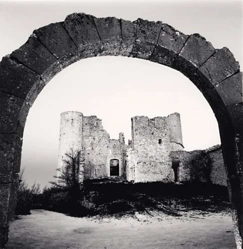 Ruins Dramatic Textured High Contrast Mysterious Atmospheric