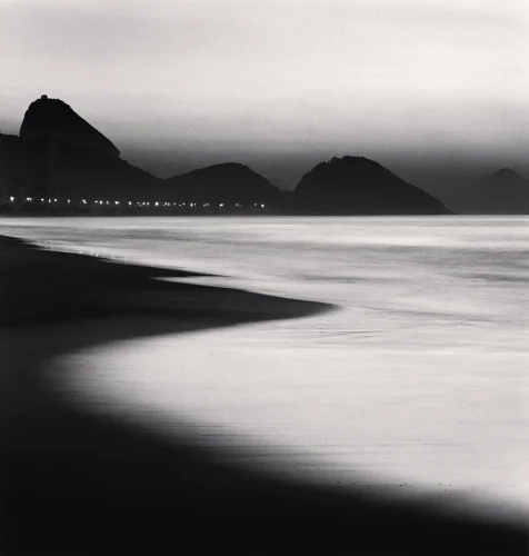 Seascape Dramatic High Contrast Minimalist Mysterious