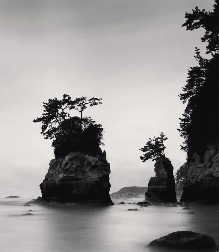 Seascape Dramatic High Contrast Moody Nature