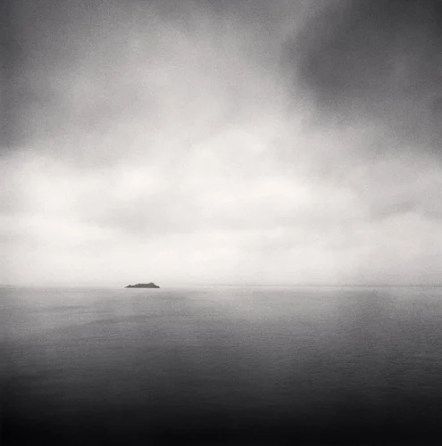 Seascape Foggy Dramatic Minimalist High Contrast Mysterious