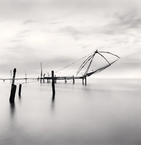 Seascape Minimalist High Contrast Serene