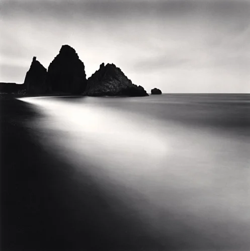 Seascape Minimalist High Contrast Moody