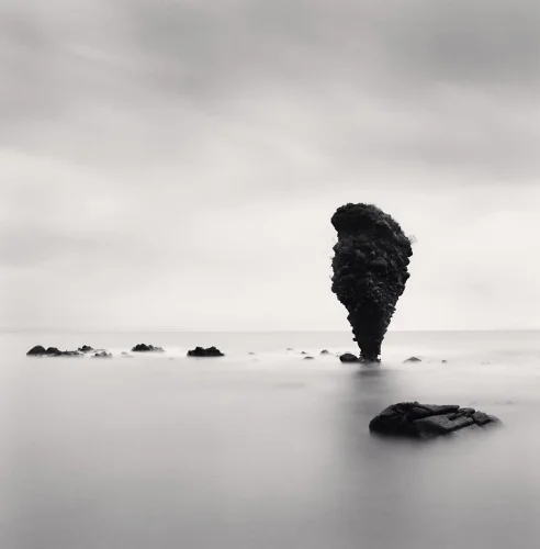Seascape Minimalist High Contrast Mysterious Atmospheric
