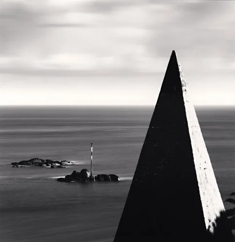 Seascape Pyramid Minimalist High Contrast Mysterious