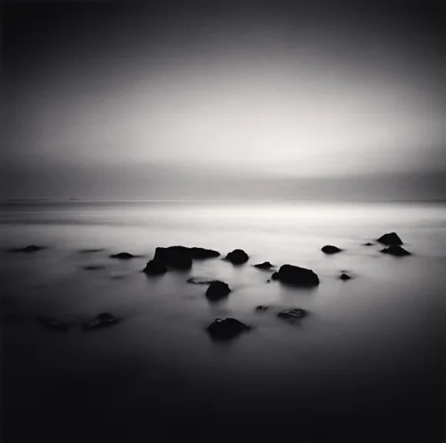 Seascape Smooth Minimalist Mysterious Timeless