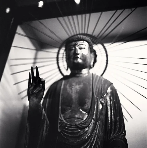 Statue Dramatic High Contrast Mysterious Textured