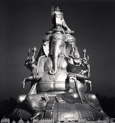 Statue Dramatic High Contrast Mysterious Textured
