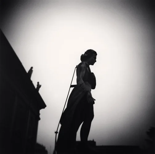 Statue Dramatic High Contrast Moody Atmospheric